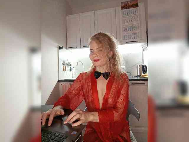 WomenS webcam