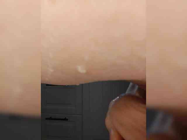 WomenS webcam