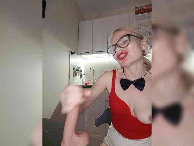 CheapSlutOnline webcam