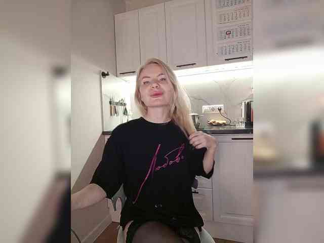 MrMrsLoungeSexBar webcam
