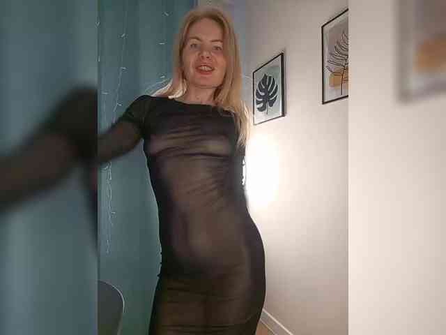WomenS webcam