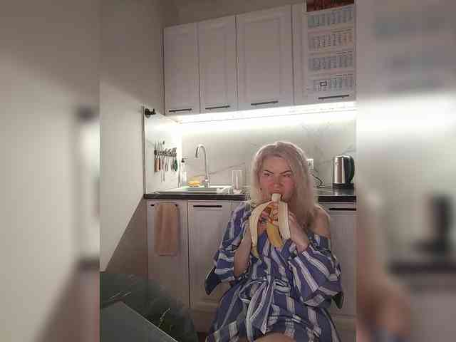 WomenS webcam