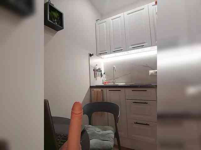 WomenS webcam