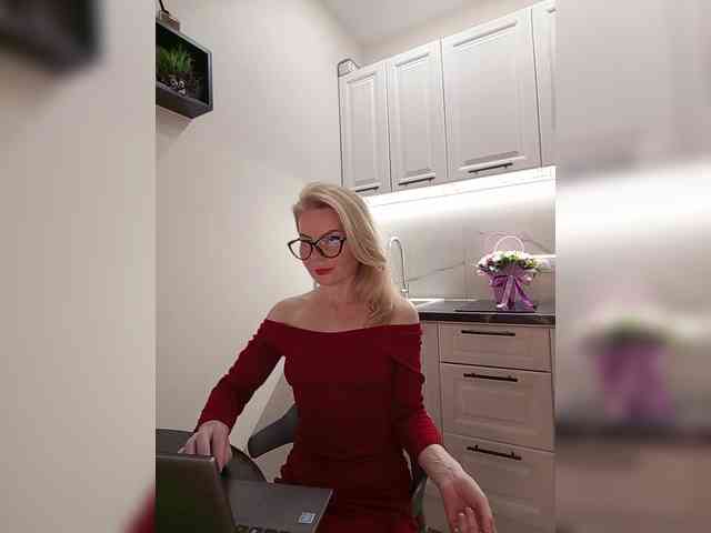 WomenS webcam