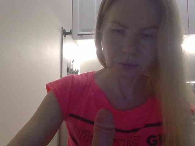 WomenS webcam