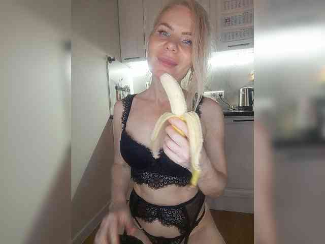 MrMrsLoungeSexBar webcam