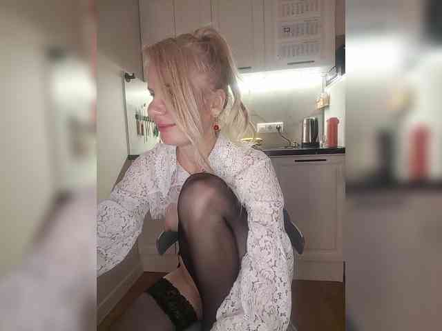 MrMrsLoungeSexBar webcam