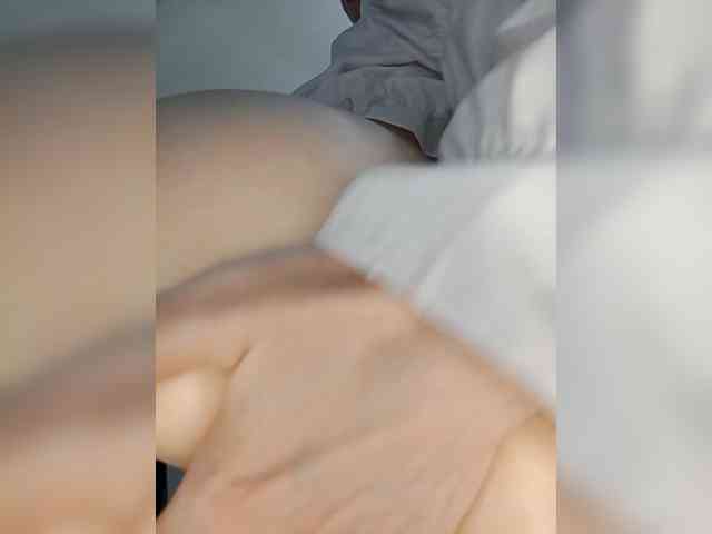WomenS webcam