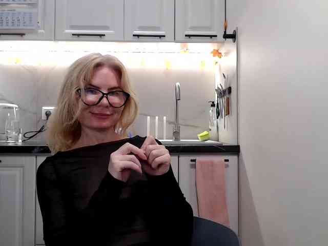 WomenS webcam