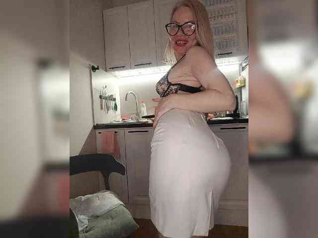 CheapSlutOnline webcam