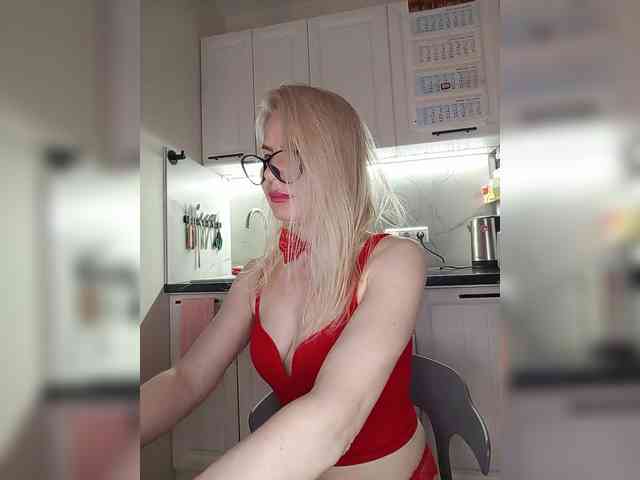 CheapSlutOnline webcam