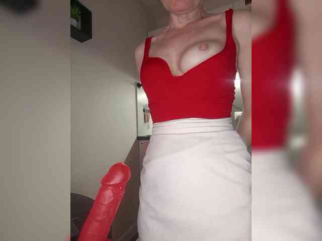 CheapSlutOnline webcam