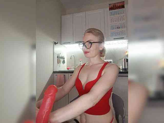 CheapSlutOnline webcam