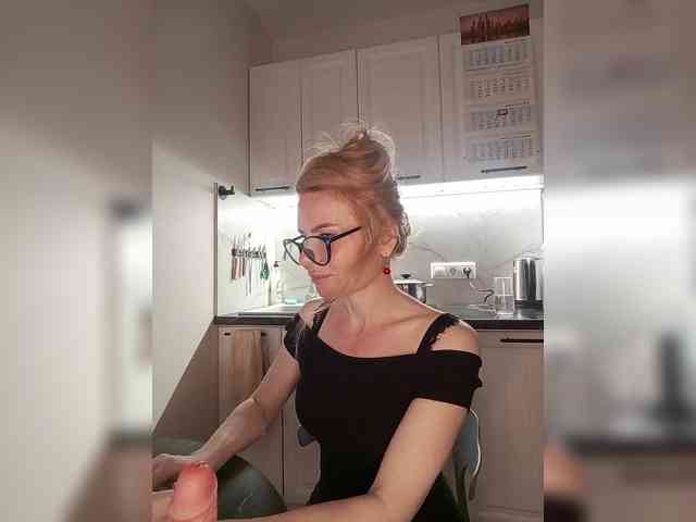 WomenS webcam