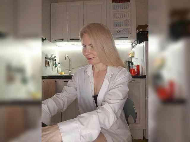 CheapSlutOnline webcam