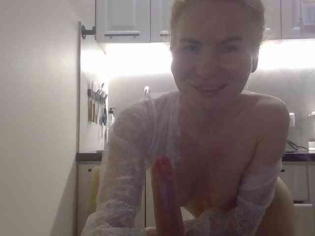 WomenS webcam