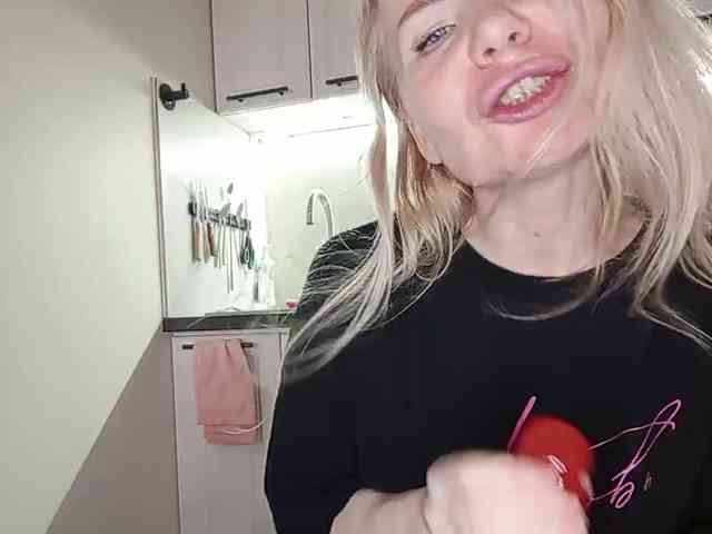MrMrsLoungeSexBar webcam