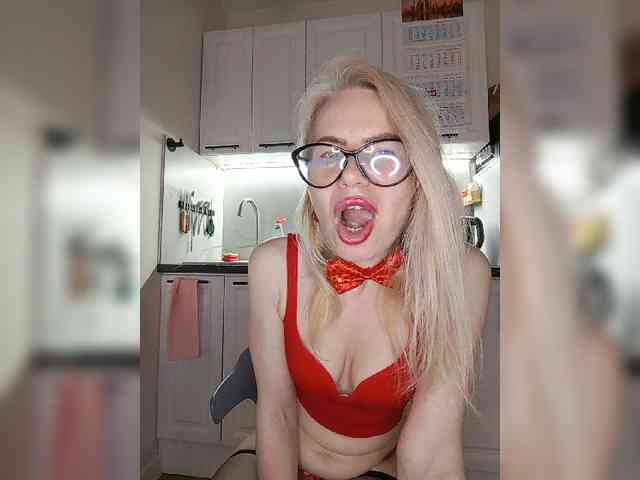 CheapSlutOnline webcam