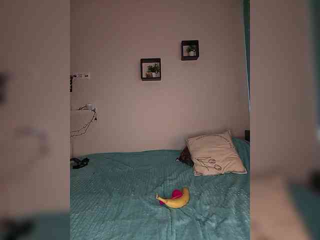 WomenS webcam