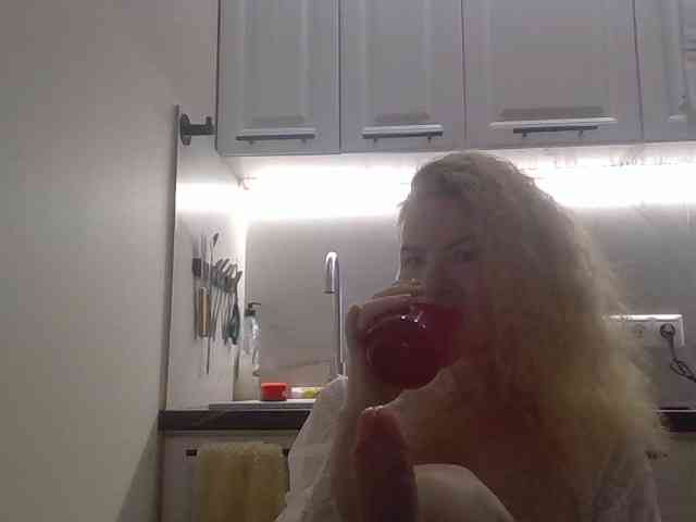 WomenS webcam