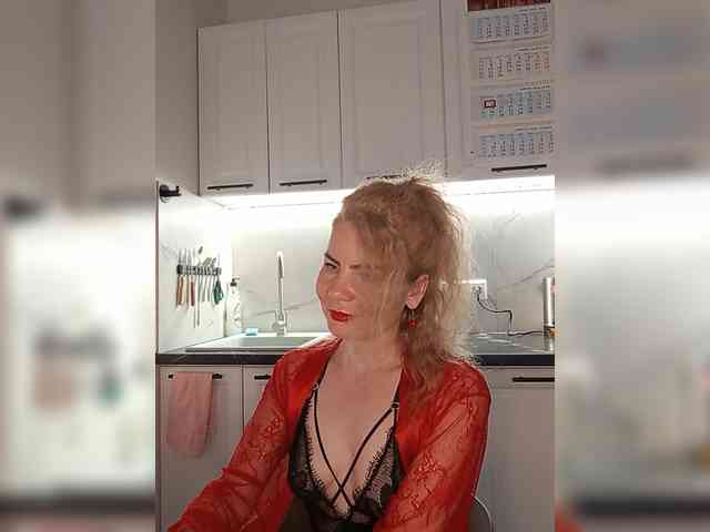 WomenS webcam