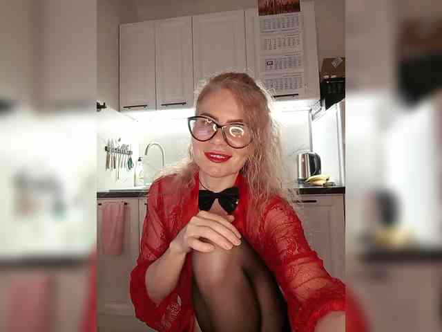 WomenS webcam