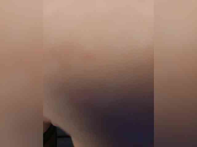 WomenS webcam