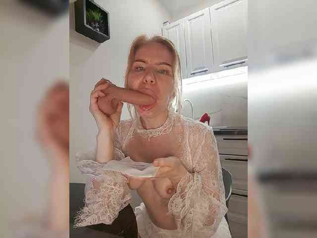 WomenS webcam