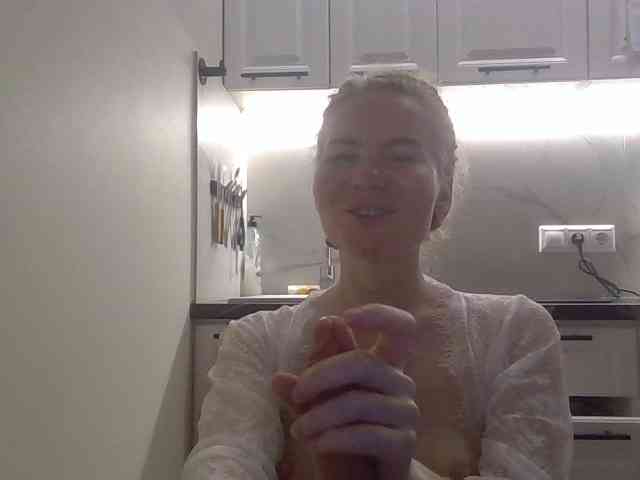 WomenS webcam