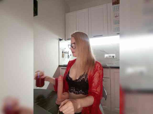 WomenS webcam