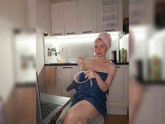 WomenS webcam