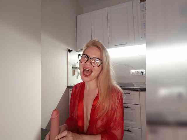 WomenS webcam