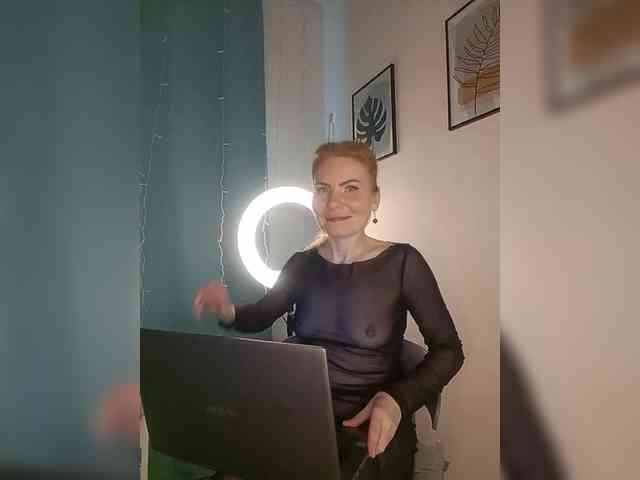 WomenS webcam