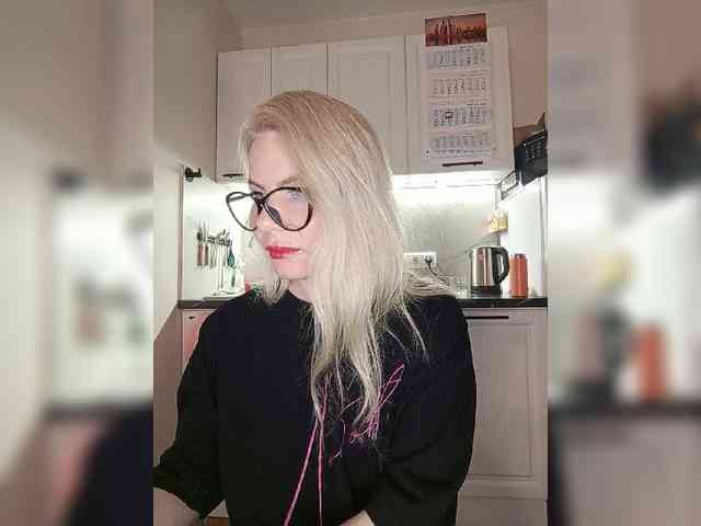 MrMrsLoungeSexBar webcam