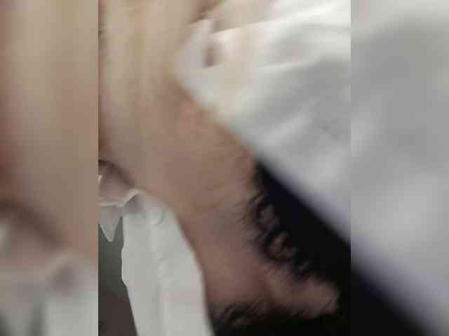 WomenS webcam