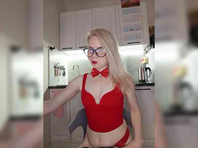Модель: CheapSlutOnline