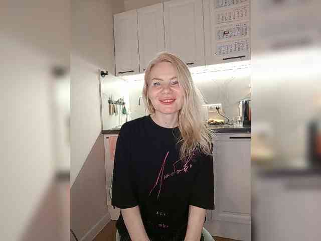 MrMrsLoungeSexBar webcam