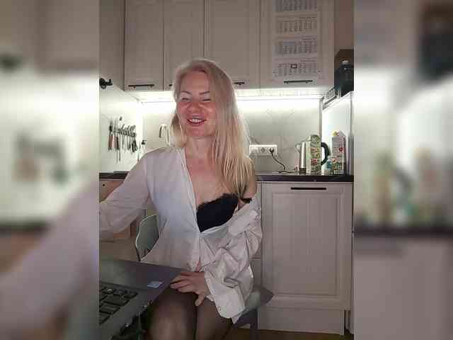 WomenS webcam