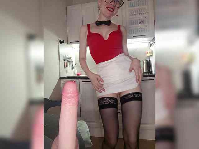CheapSlutOnline webcam