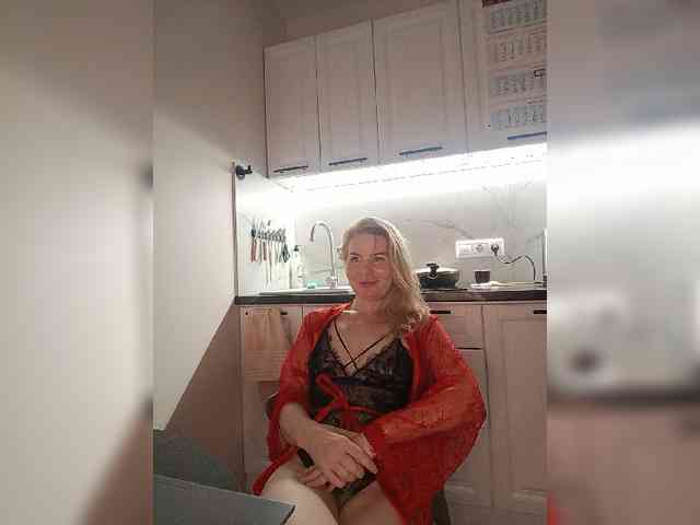 WomenS webcam