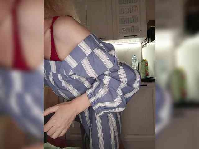 WomenS webcam