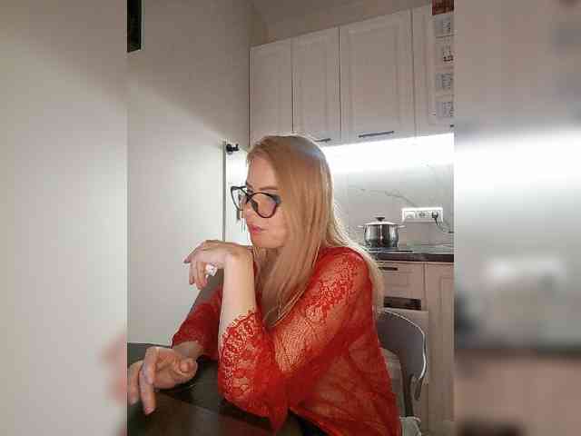 WomenS webcam