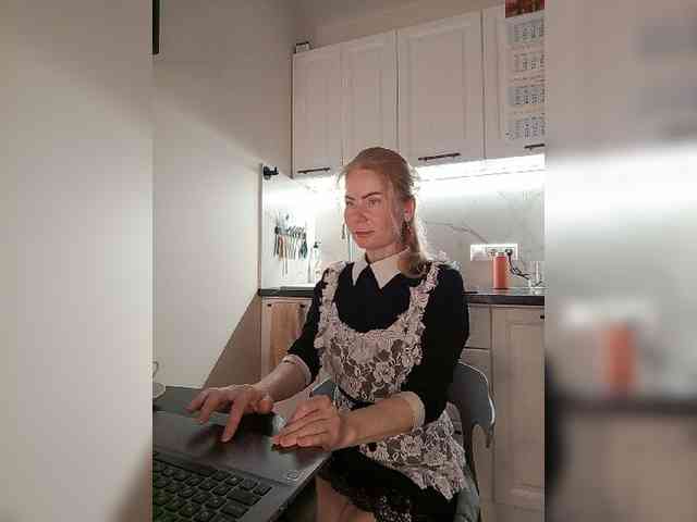 WomenS webcam