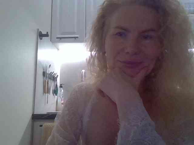 WomenS webcam