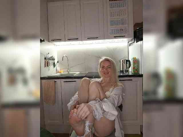 WomenS webcam