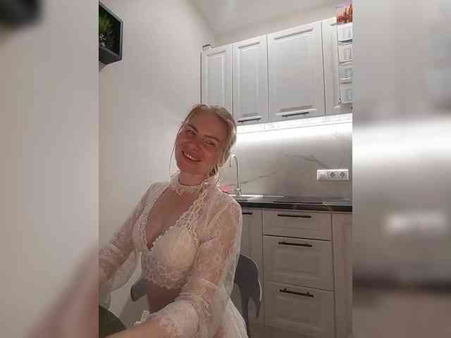 WomenS webcam