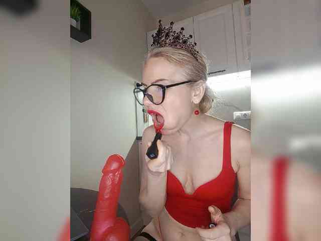 CheapSlutOnline webcam