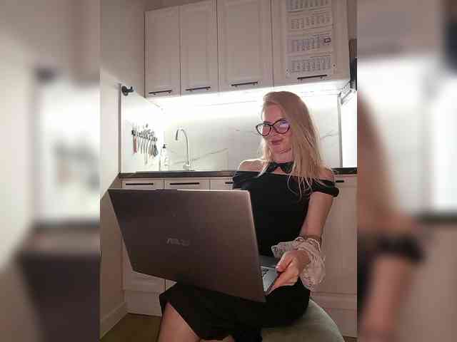 miss-1m Sex Cam Show