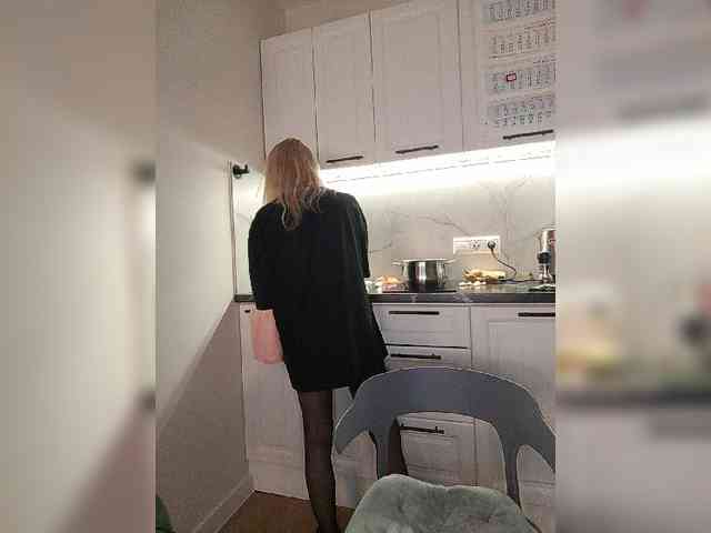MrMrsLoungeSexBar webcam