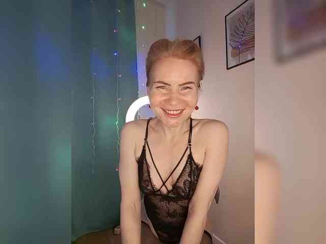 WomenS webcam